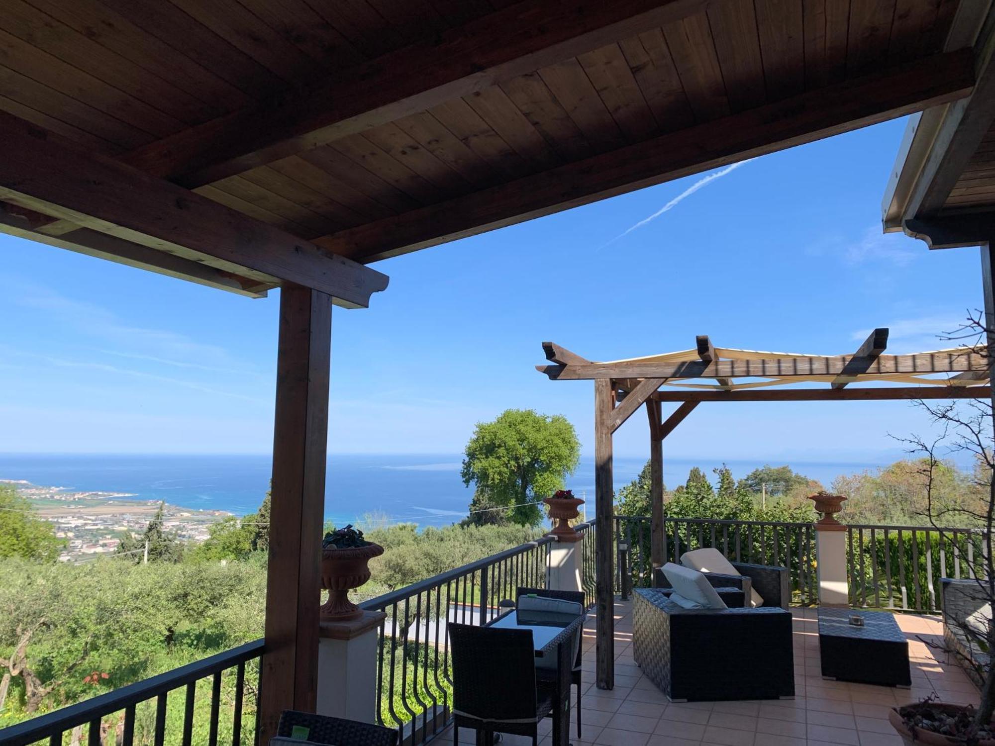 Villa Zufro Vibo Valentia Exterior photo
